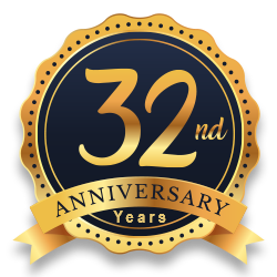 32 Años